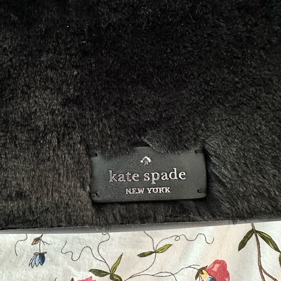 Kate Spade Floral cut out clutch with chain crossbody - Picture 5 of 6